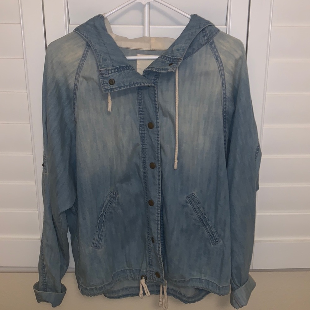 Loose Fitted Jean Jacket